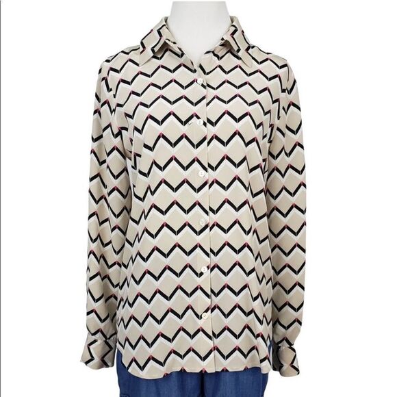 Trina Turk Size Large Silk Logo Herringbone Button Down Top - Picture 1 of 8